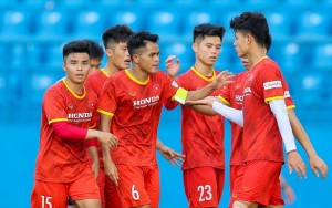 U23 Việt Nam - U23 Singapore: Đãi cát tìm vàng 