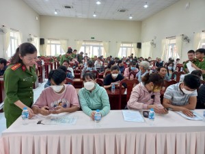 Công an huyện Tân Biên: Hướng dẫn thủ tục thông báo lưu trú trên Cổng dịch vụ công - Báo Tây Ninh Online