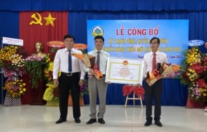 Đón bằng công nhận xã đạt chuẩn nông thôn mới nâng cao năm 2021 - Báo Tây Ninh Online