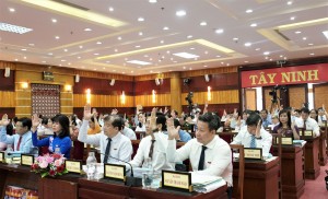 Kỳ họp thứ 6 HĐND tỉnh khoá X, nhiệm kỳ 2021-2026: Thông qua 34 nghị quyết - Báo Tây Ninh Online