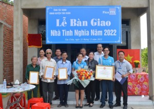 Tân Châu: Bàn giao 3 căn nhà tình nghĩa cho gia đình chính sách - Báo Tây Ninh Online