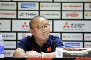HLV Park Hang-seo phản đối Indonesia đổi giờ đá trận bán kết, rời nhanh khỏi họp báo tại Jakarta - Báo Tây Ninh Online