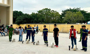 Công an huyện Gò Dầu:                                    Huấn luyện nghiệp vụ PCCC cho cơ sở kinh doanh, hộ gia đình kết hợp sản xuất, kinh doanh