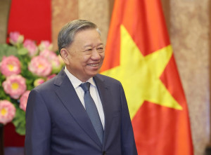 Thông qua 2 Nghị quyết về cơ cấu tổ chức của Chính phủ và cơ cấu số lượng thành viên Chính phủ