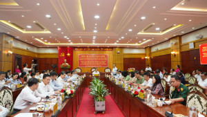 Trưởng Ban Tuyên giáo và Dân vận Trung ương Nguyễn Trọng Nghĩa:                                    Tây Ninh cần nỗ lực phát triển mạnh mẽ hơn, tương xứng với tiềm năng, thế mạnh của địa phương