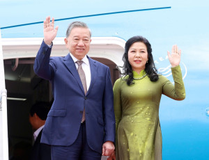 Indonesia bắn 7 phát đại bác chào mừng Tổng Bí thư Tô Lâm và Phu nhân